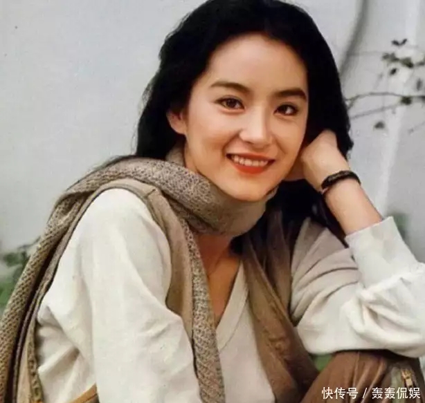 狂飙大嫂和大哥早就认识,大嫂糊糊时期演女二差点被保鲜膜闷死